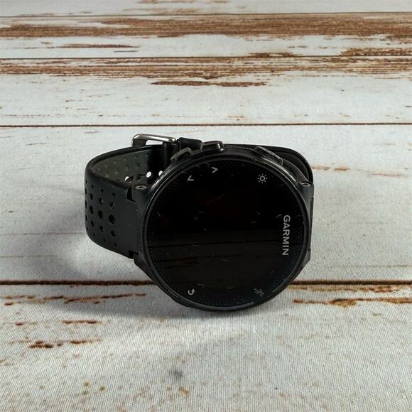 Garmin Black Smartwatch - Picture 1 of 4